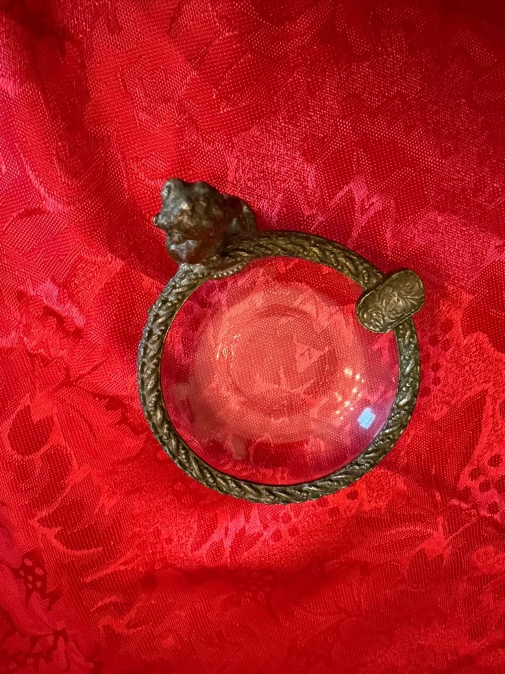 N/A decorative ashtray